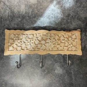 Wooden Mounted Wall Hanger